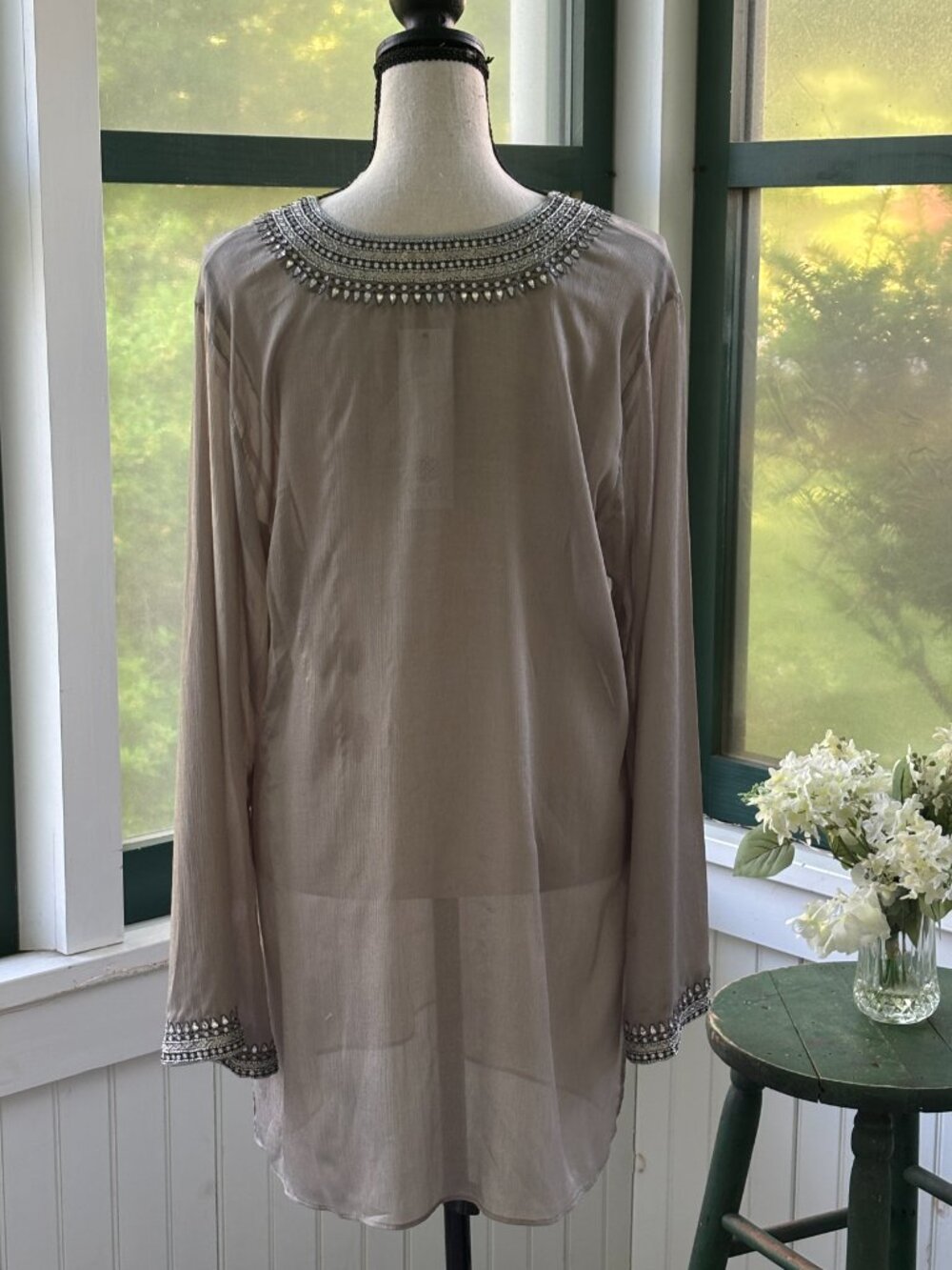 Grids by Sulu Collection Taupe Beaded Tunic Dress | Size 10 | NWT - Picture 4 of 9